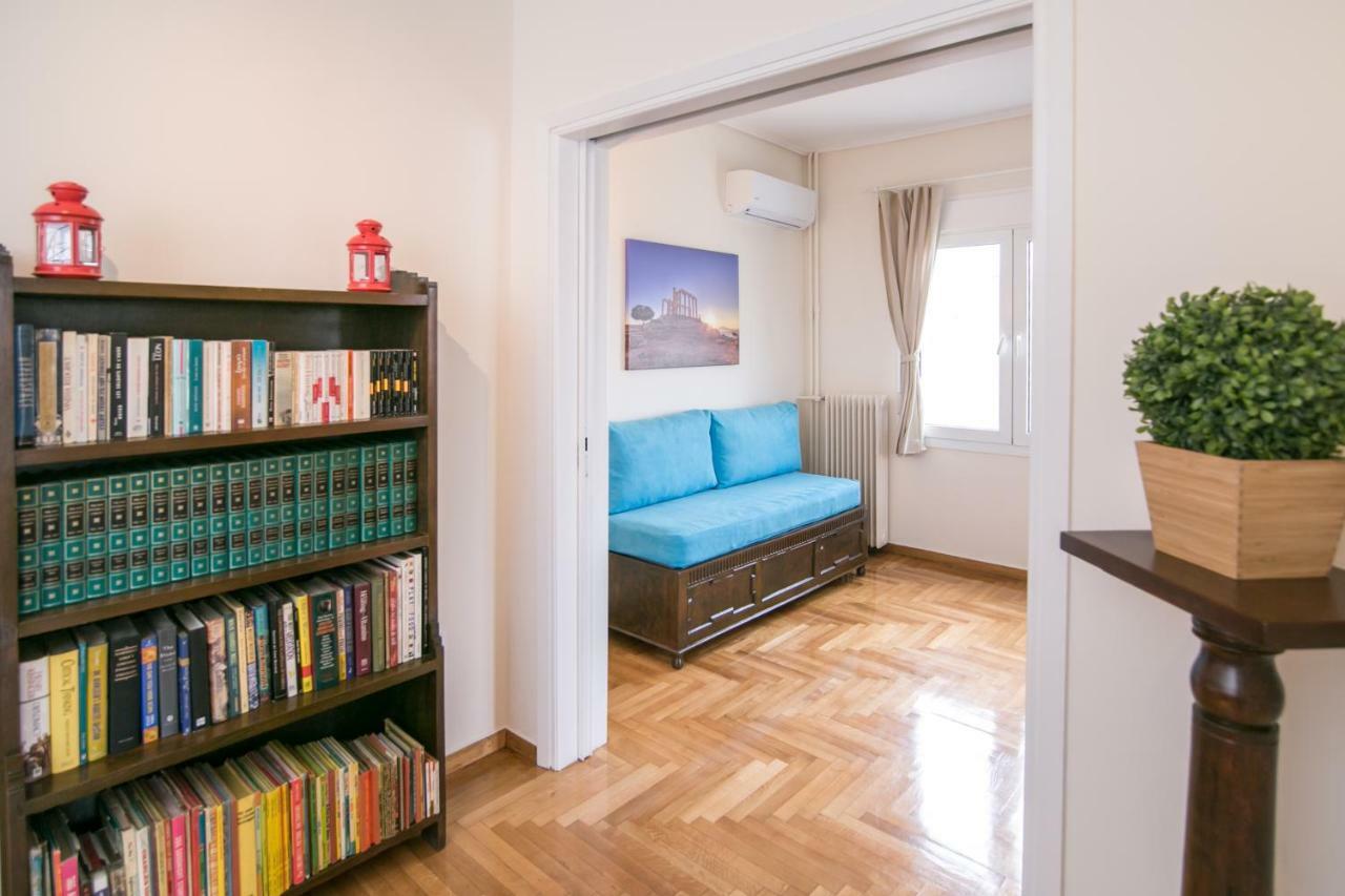 Magnificent Luxury Retrostyle Flat Acropolis View Lägenhet Aten Exteriör bild