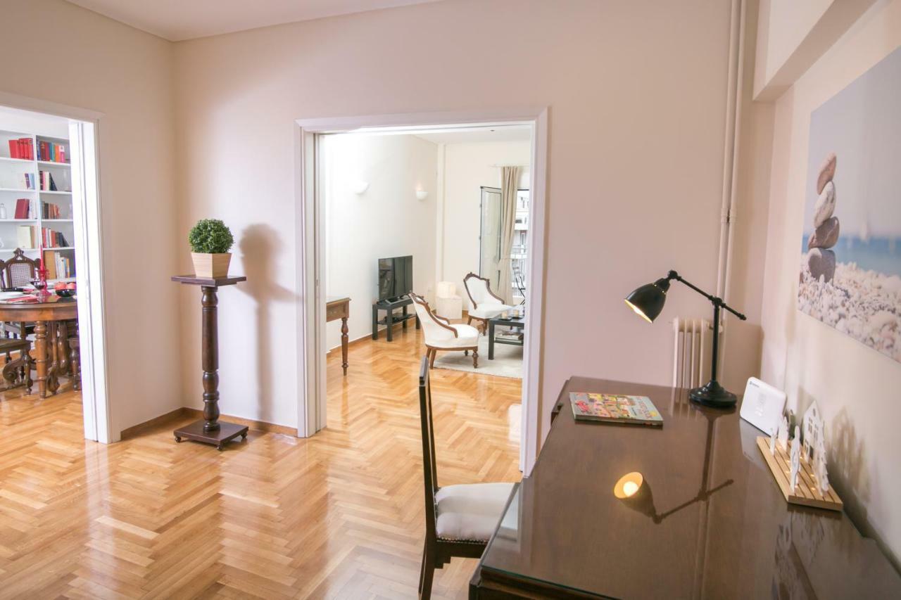 Magnificent Luxury Retrostyle Flat Acropolis View Lägenhet Aten Exteriör bild